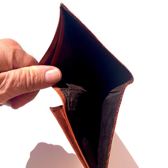 VTG Women’s Neiman Marcus Lizard Embossed Leather Wallet/Checkbook Cover Spain - Picture 9 of 9